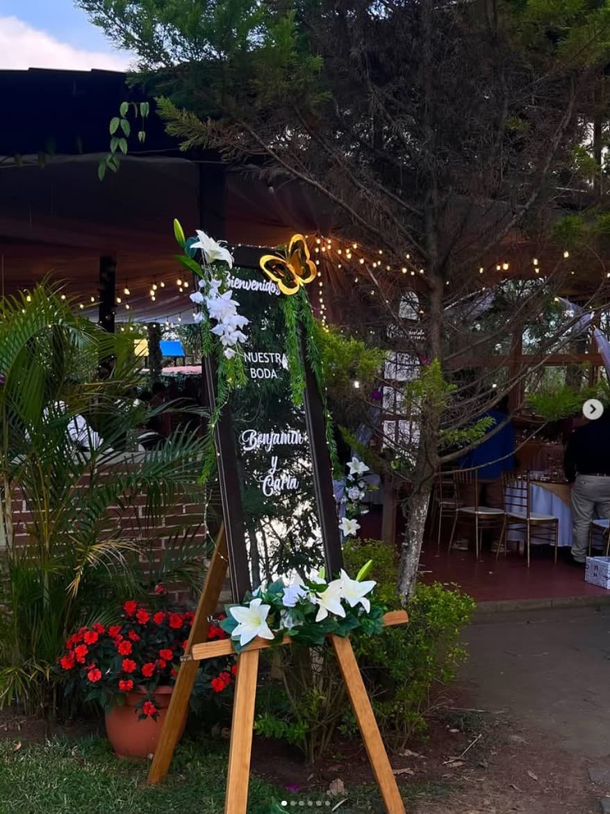 Boda en el jardín principal